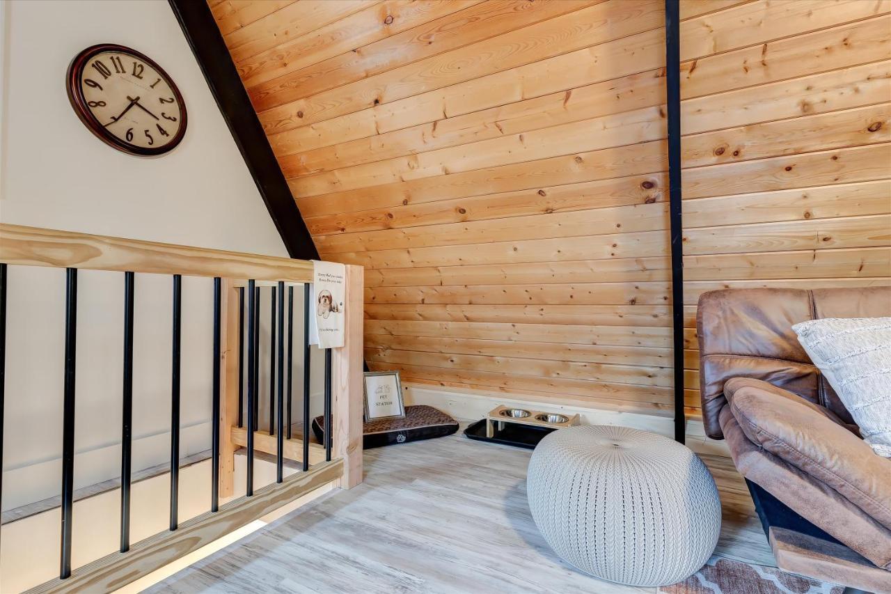 The Pet Friendly Cub Cabin Севьервилл Экстерьер фото